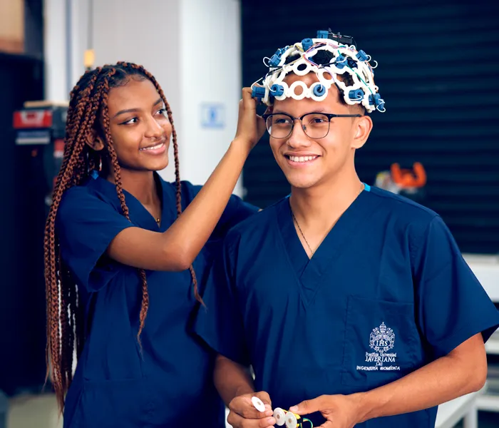 Estudiantes de Ingeniería Biomédica de la Javeriana Cali