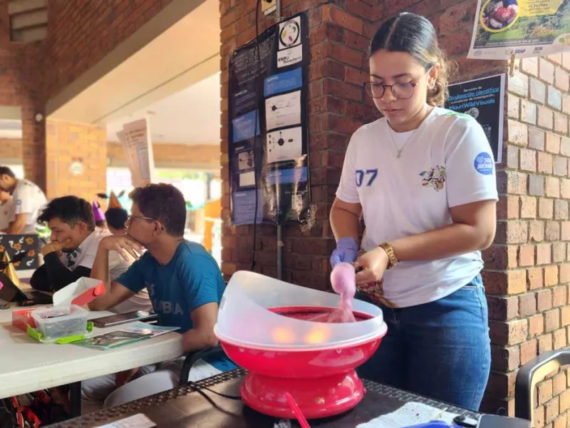 Programa de Biología recibió la Acreditación de Alta Calidad por seis años