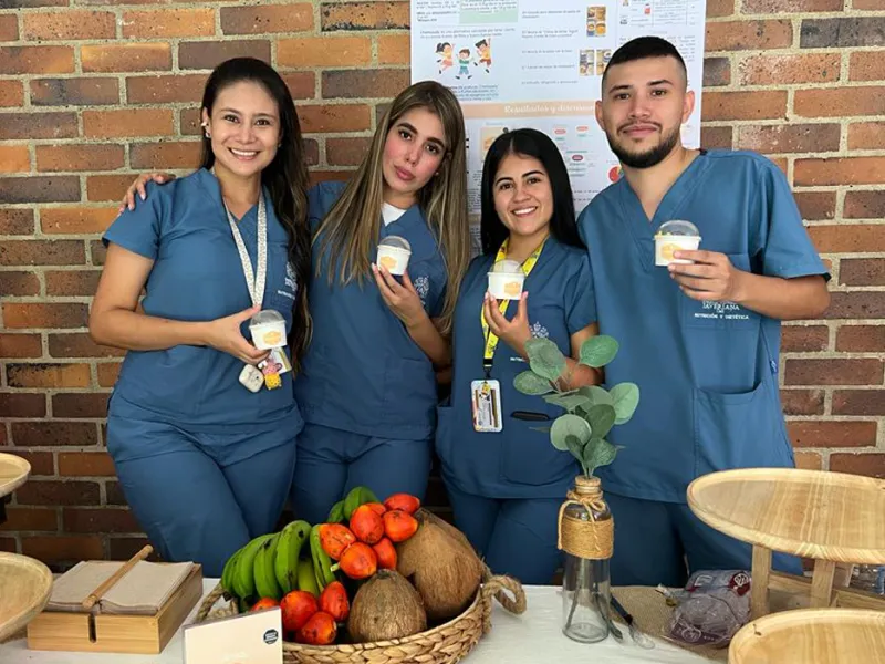 Estudiantes de Nutrición y Dietética sorprendieron con sus propuestas alimentarias en el Encuentro de Trabajos Finales