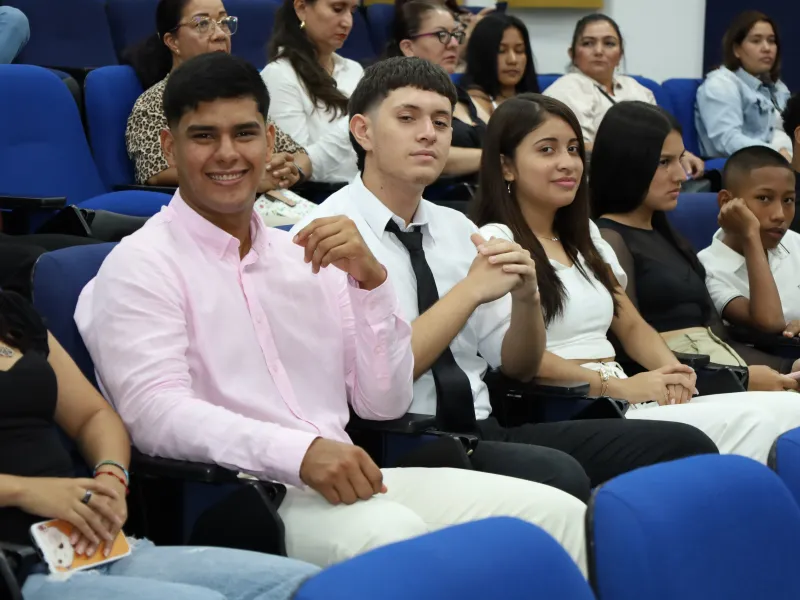 Javeriana Cali, Jesuit Worldwide Learning y Fundación Club Campestre impulsan la educación en inglés en la comuna 18