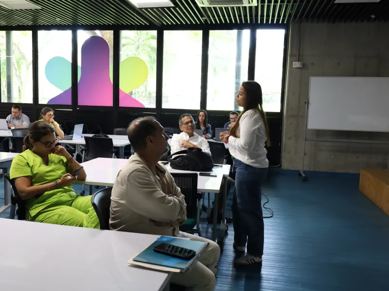 Centro Magis certifica a la primera cohorte de profesores en herramientas de IAGen
